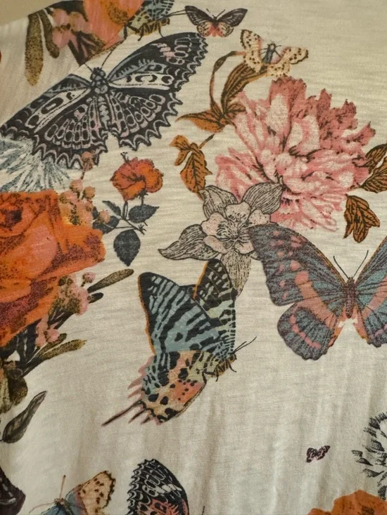 Lucky Brand Cream Short-Sleeve Tee  Floral & Butterfly Print PLUS: 2X    #A - Picture 5 of 8